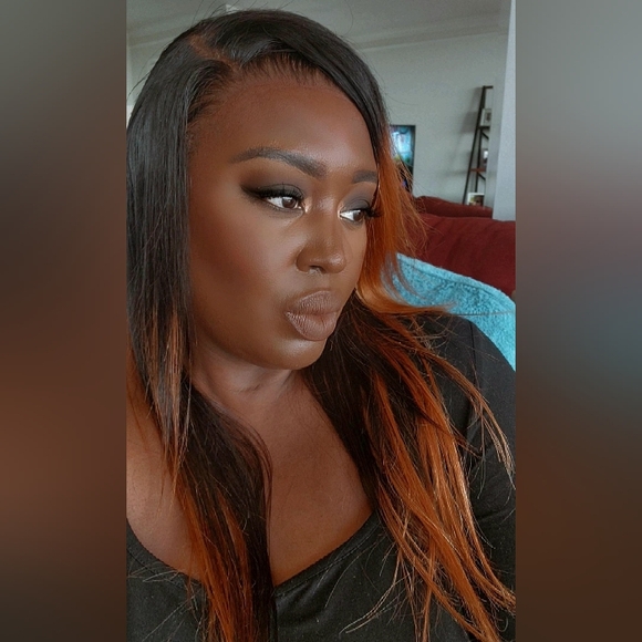 Pre❤Gently Worn (Once) Human Hair HD 13X4 LACE FRONTAL Ombre Wig: 16 inches - Picture 12 of 15